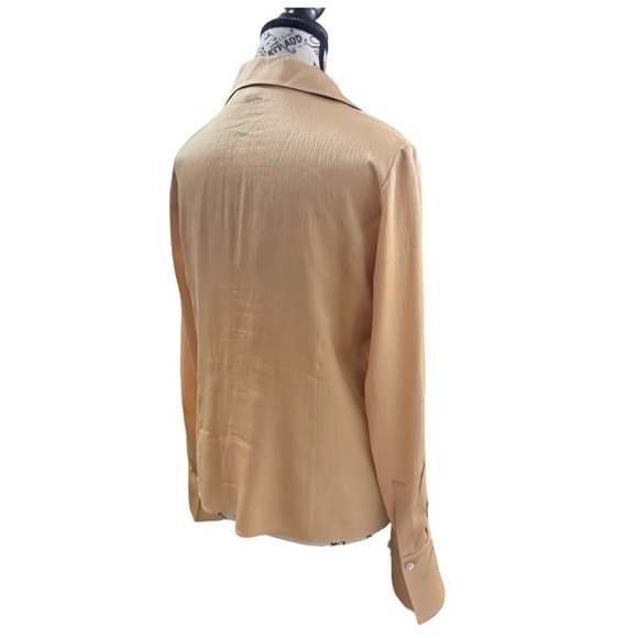 Lafayette 148 Women’s Blouse w/ Bell Sleeves. Peach. Medium - Picture 7 of 11